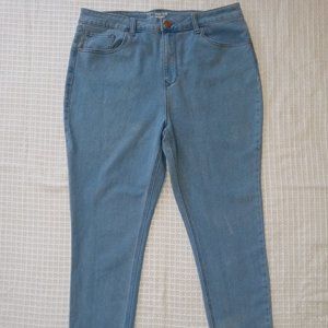 No Boundaries Juniors' High Rise Skinny Jeans